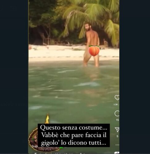 Isola Dei Famosi Artur Dainese Fa Il Bagno Senza Costume