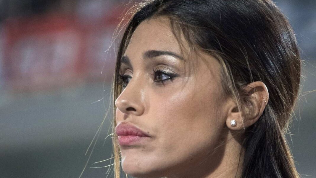 Belen Rodriguez Le Foto 10 E Lode Dalle Spiagge Delle Maldive Tuttivip 1443