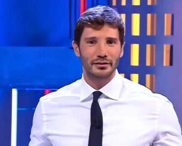 “Affari Suoi…”. Stefano De Martino, la nuova fidanzata è l’opposto di Belen. E sempre bellissima