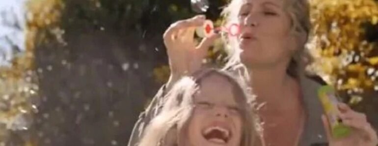 “Orgoglio di mamma”. La figlia di Licia Colò, oggi quella bimba è una donna bellissima