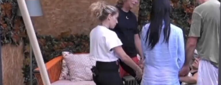 “Presto, aiutatela”. Paura al Grande Fratello, la concorrente crolla a terra per un malore