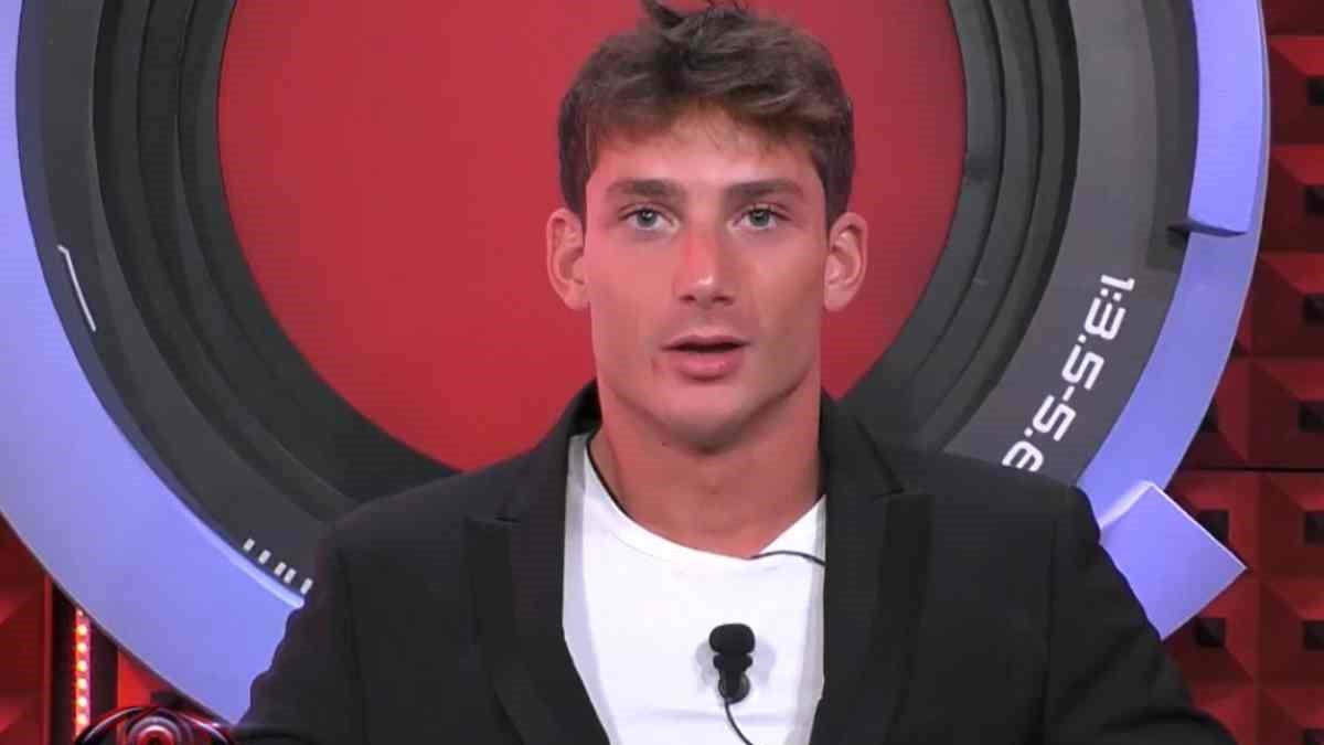 “Per lui è la fine”. Grande Fratello, Tommaso nei guai: Mariavittoria ha confessato. “Vergogna”