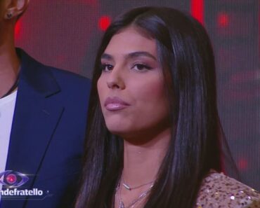 “Perché Federica è stata cacciata”. Grande Fratello, la scoperta a tarda notte: lei non pensava