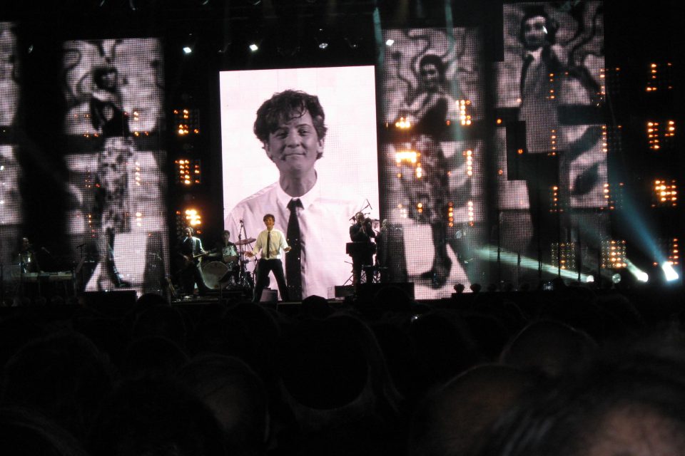 Fiorello show tour 2010 bari featured