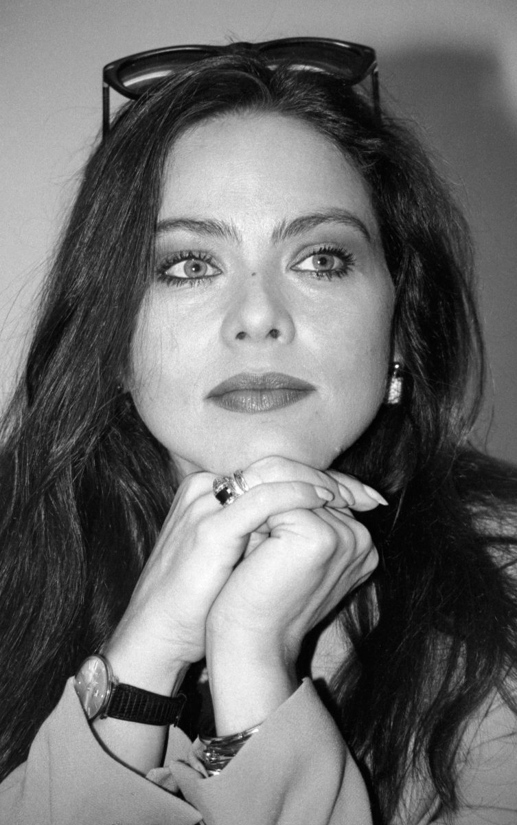 Ornella Muti in una fotografia del 1995