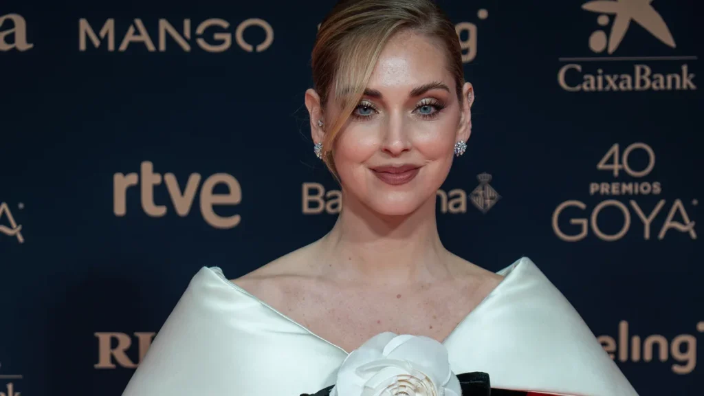 Chiara Ferragni sul red carpet dei Premi Goya 2026