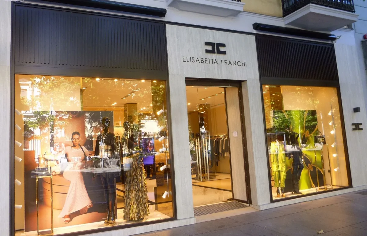 Boutique Elisabetta Franchi a Madrid, contesto retail del marchio