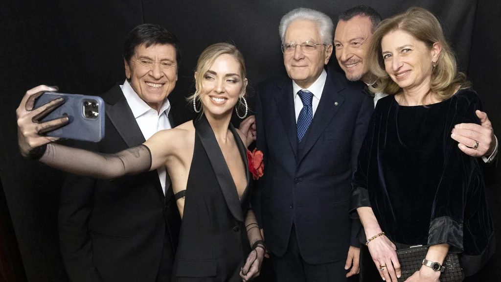Chiara Ferragni al Festival di Sanremo con Amadeus, Gianni Morandi, Sergio Mattarella e Laura Mattarella