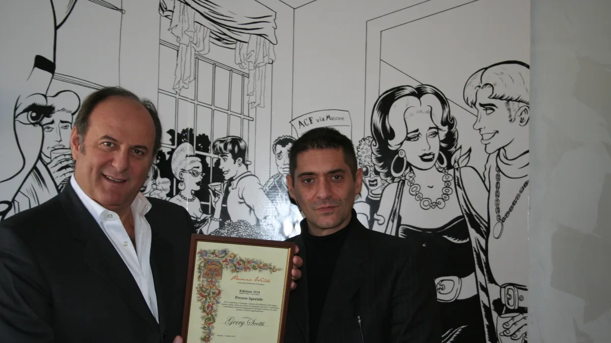 Gerry Scotti durante una premiazione nel 2010