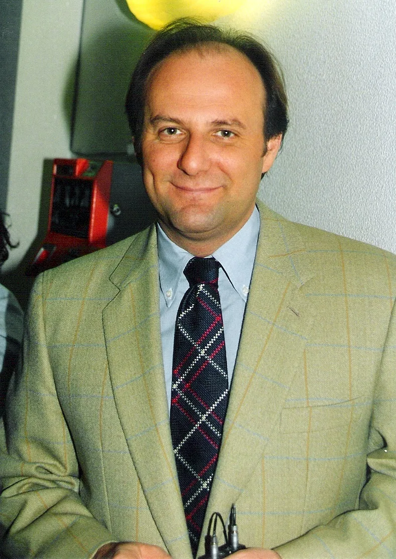 Ritratto di Gerry Scotti durante un incontro pubblico