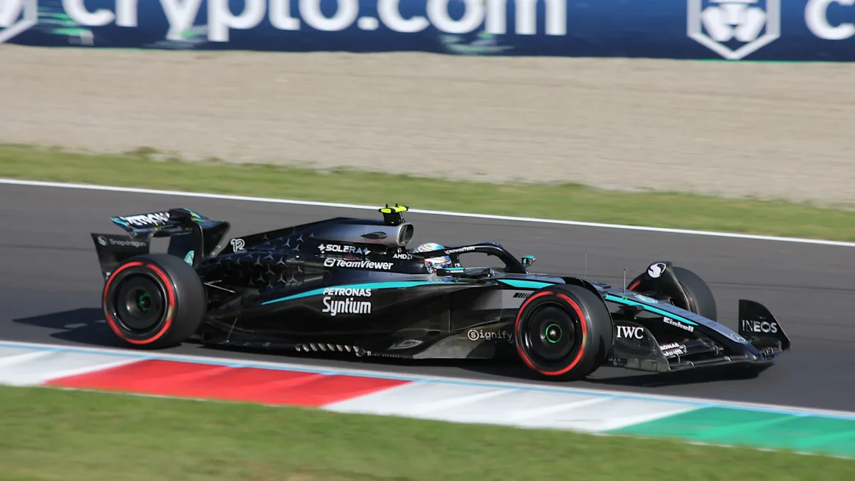 La Mercedes di Kimi Antonelli in pista al Gran Premio d'Italia 2025