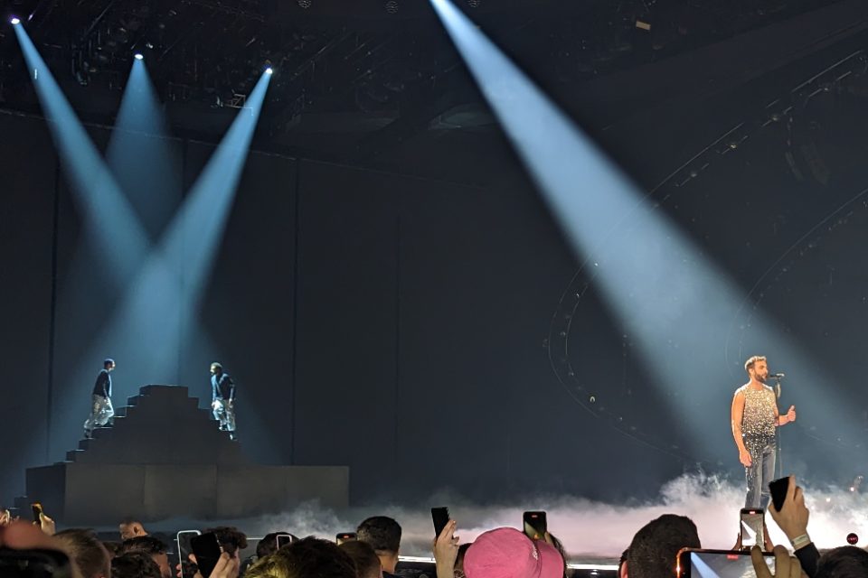 Marco Mengoni durante le prove della semifinale dell Eurovision Song Contest 2023. Foto: Michael Doherty, fonte Wikimedia Commons, licenza CC BY SA 4.0.