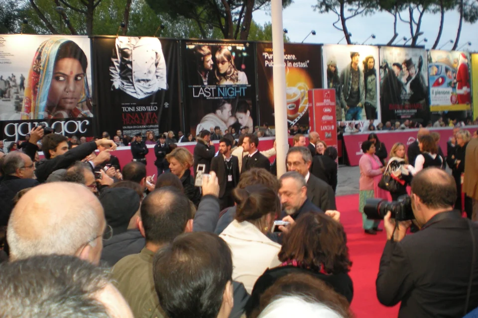 Margherita Buy e Silvio Orlando al Festival Internazionale del Film di Roma 2010. Foto tato grasso, fonte Wikimedia Commons, licenza CC BY SA 3.0.