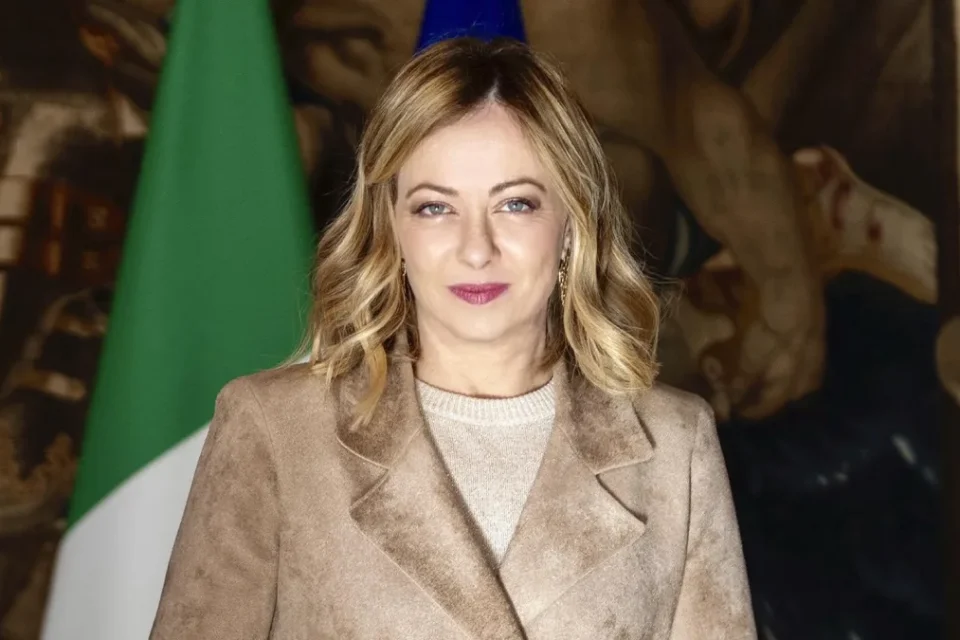 Giorgia Meloni ritratto ufficiale