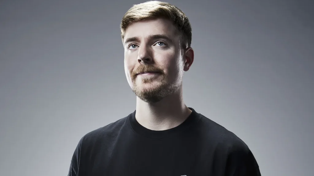 MrBeast, creator di YouTube, in un ritratto del 2023