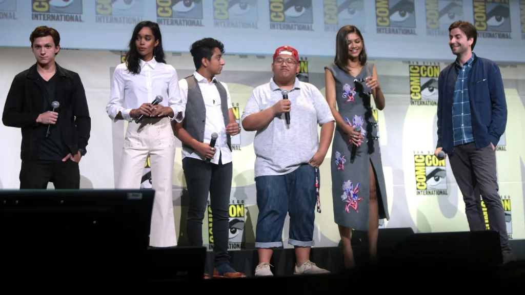 Tom Holland e il cast di Spider-Man a un evento pubblico