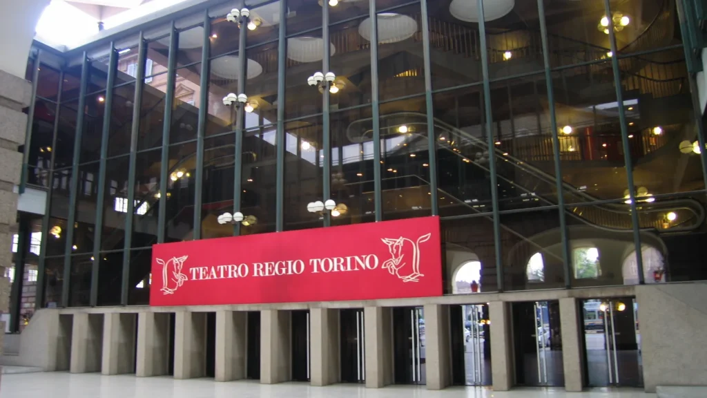 Ingresso del Teatro Regio di Torino, sede della cerimonia del Torino Film Festival 2026