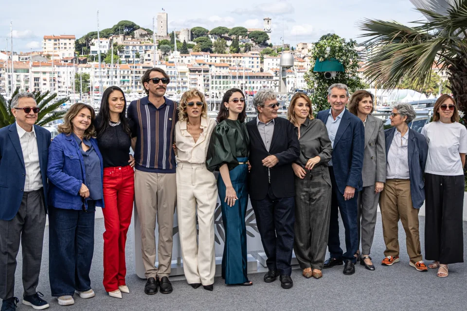 Valeria Golino al photocall di Fuori a Cannes